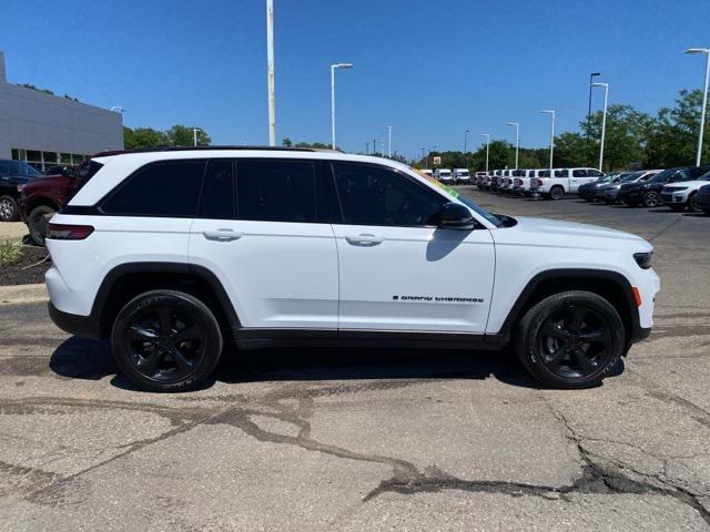 used 2022 Jeep Grand Cherokee car, priced at $30,900