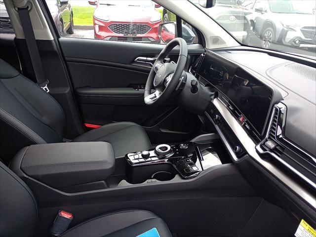 new 2025 Kia Sportage Hybrid car, priced at $35,800