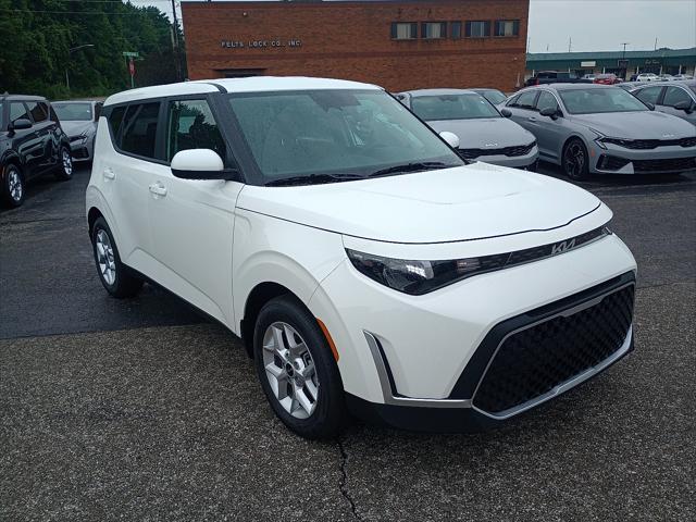 new 2025 Kia Soul car, priced at $24,740