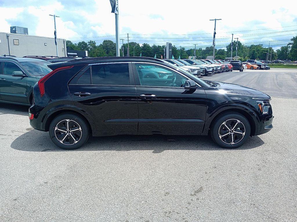 new 2025 Kia Niro car, priced at $31,999