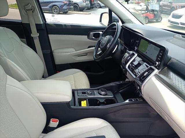 used 2022 Kia Sorento Hybrid car, priced at $31,997