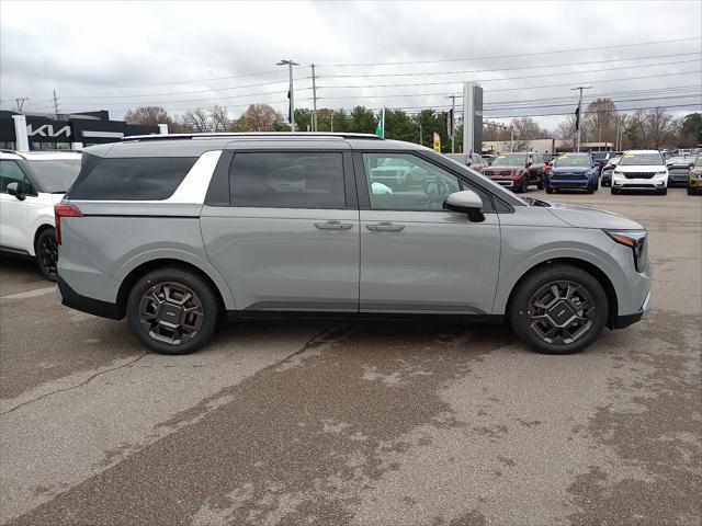 new 2025 Kia Carnival Hybrid car, priced at $45,230