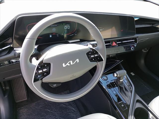 new 2025 Kia Niro car, priced at $30,710