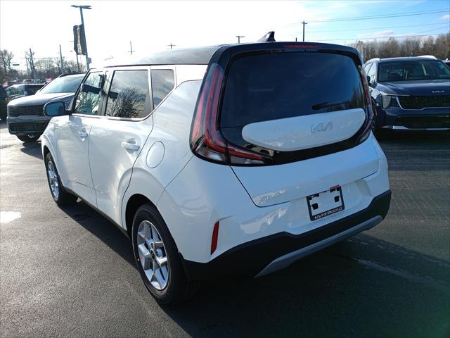 new 2025 Kia Soul car, priced at $24,400