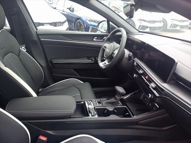 new 2025 Kia K5 car, priced at $32,650