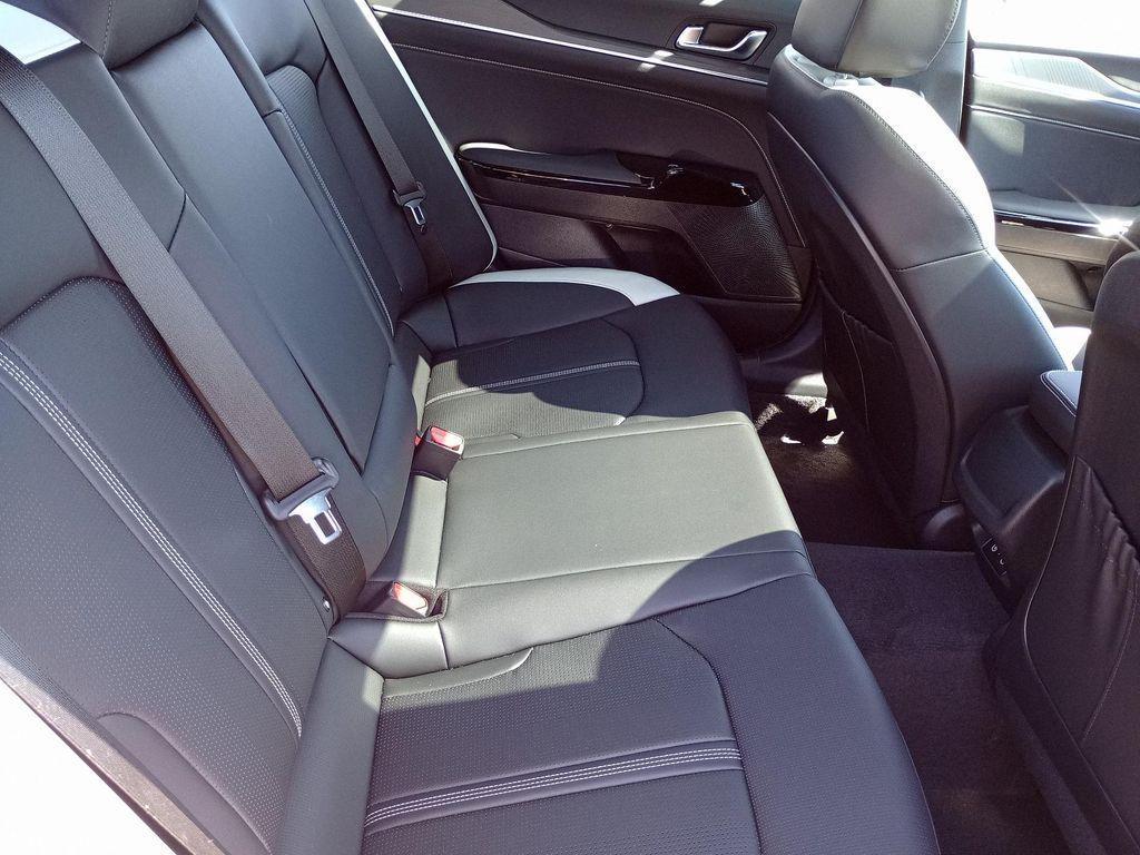 new 2025 Kia K5 car, priced at $32,870