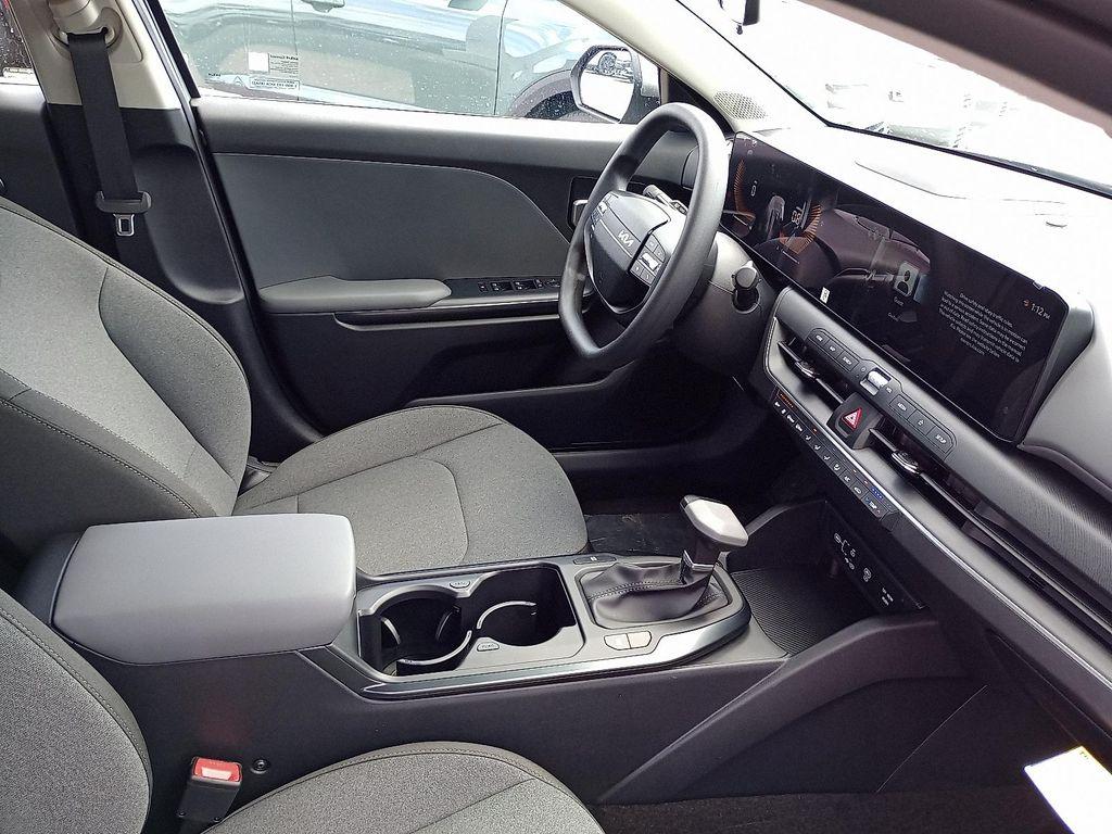 new 2025 Kia K4 car, priced at $23,665