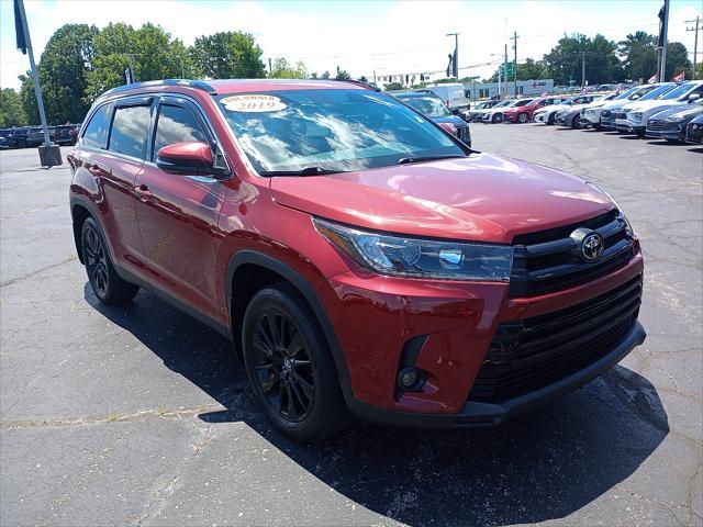 used 2019 Toyota Highlander car, priced at $26,996