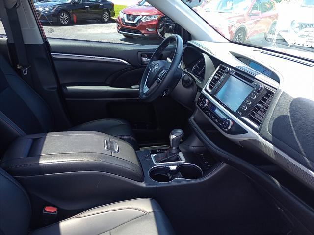used 2019 Toyota Highlander car, priced at $26,996