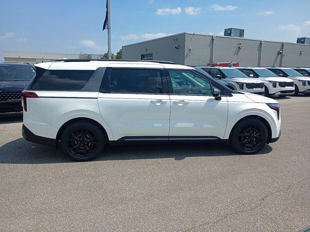 new 2026 Kia Carnival car, priced at $51,670