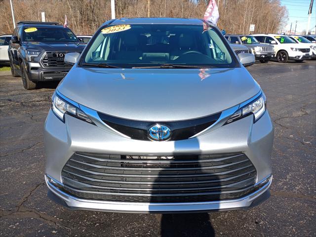 used 2023 Toyota Sienna car, priced at $55,997