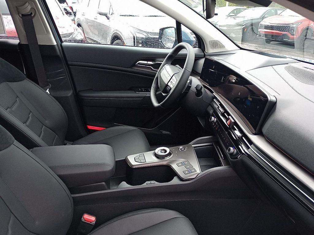 new 2026 Kia Sportage Hybrid car, priced at $41,535