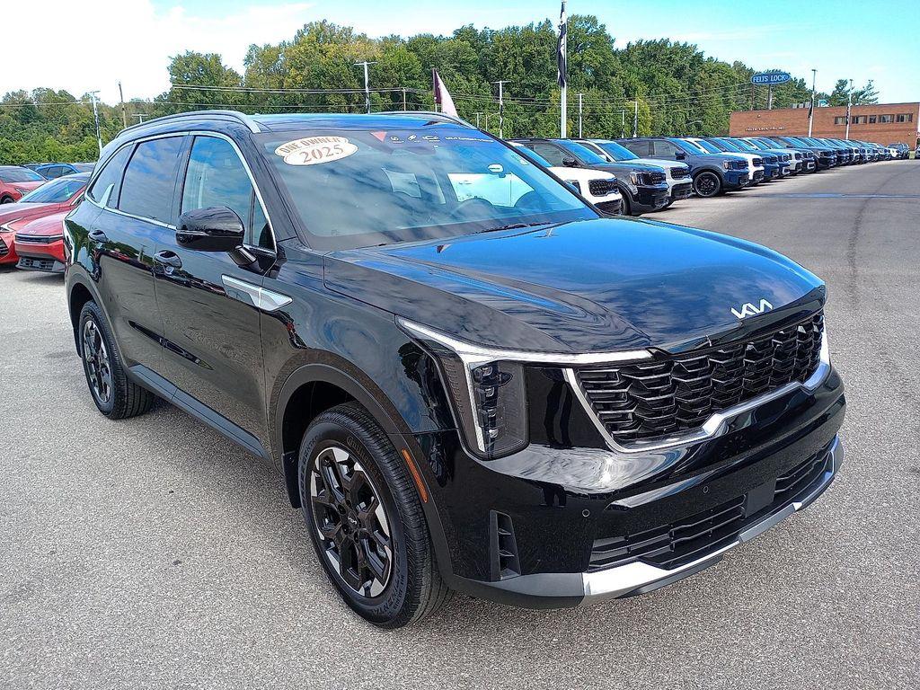used 2025 Kia Sorento car, priced at $35,412