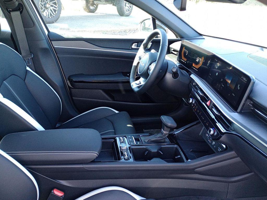 used 2025 Kia K5 car, priced at $27,997