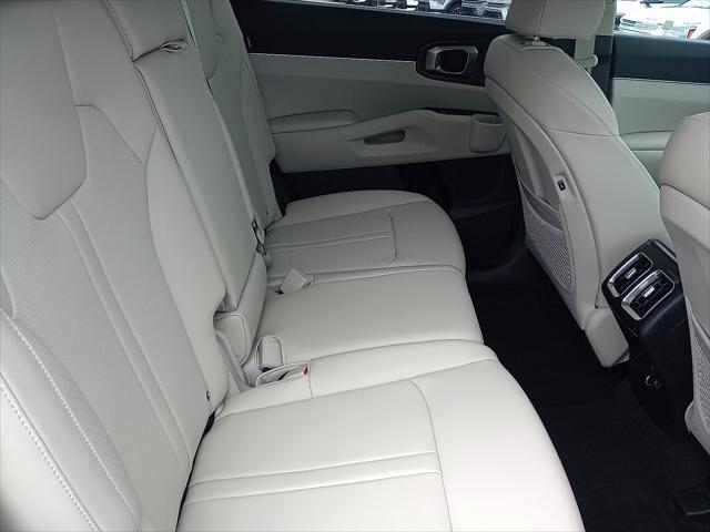 new 2025 Kia Sorento car, priced at $37,705