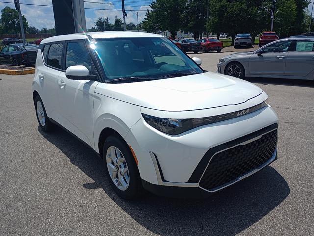 new 2025 Kia Soul car, priced at $22,605