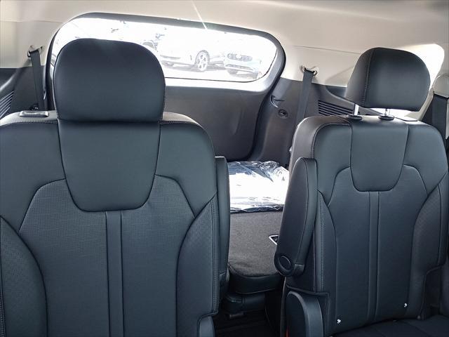 new 2025 Kia Sorento car, priced at $41,955