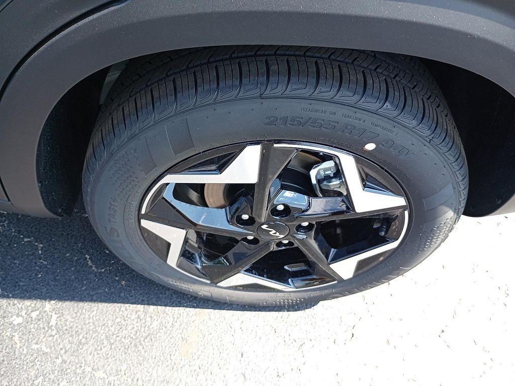 new 2026 Kia Seltos car, priced at $25,993