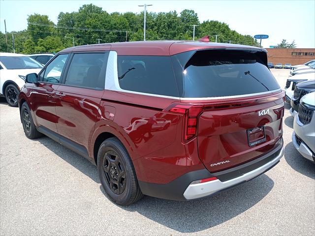 new 2025 Kia Carnival car, priced at $40,000