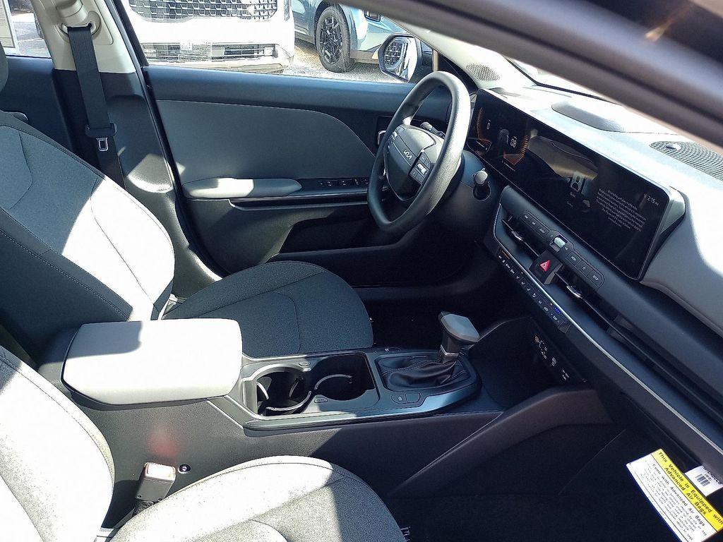 new 2025 Kia K4 car, priced at $23,885