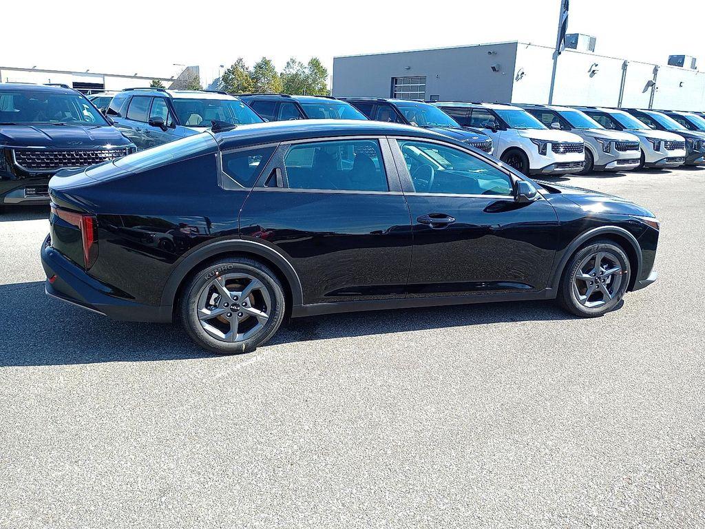 new 2025 Kia K4 car, priced at $23,885