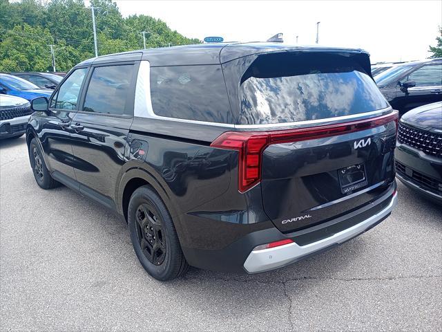 new 2025 Kia Carnival car, priced at $40,030