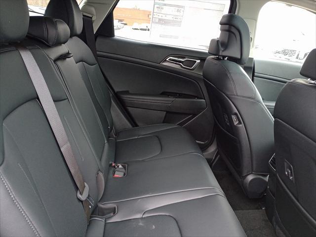 new 2025 Kia Sportage Hybrid car, priced at $35,810