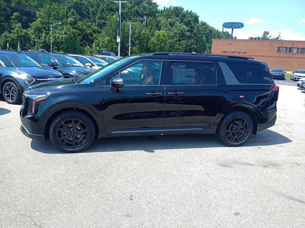 new 2026 Kia Carnival Hybrid car, priced at $48,829
