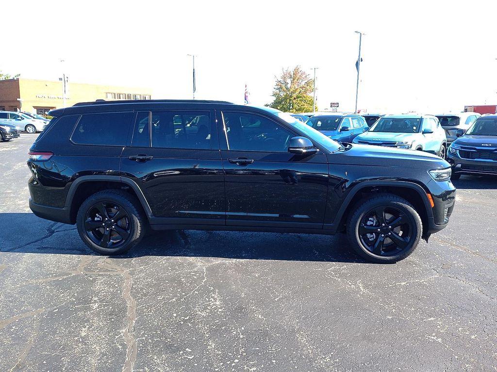 used 2021 Jeep Grand Cherokee L car, priced at $24,393