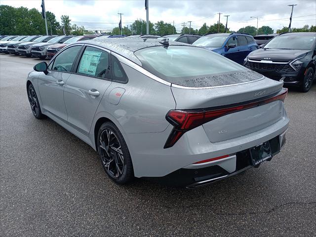 new 2025 Kia K5 car, priced at $32,995