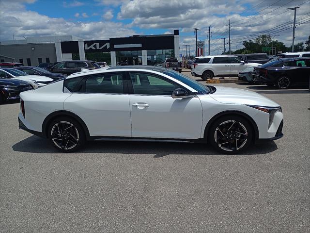 new 2025 Kia K4 car, priced at $28,035