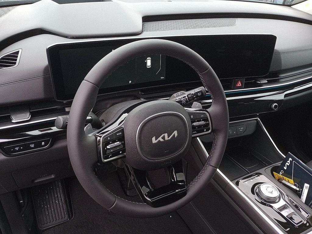 new 2026 Kia Carnival Hybrid car, priced at $54,025