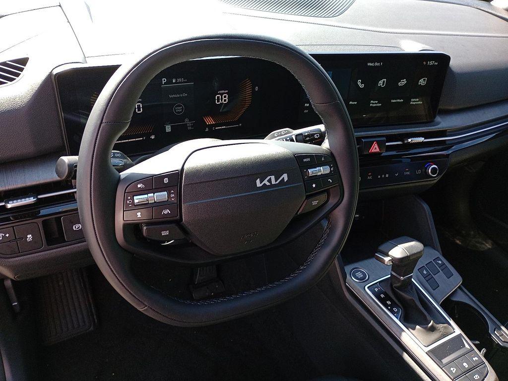 new 2026 Kia Sportage car, priced at $33,685