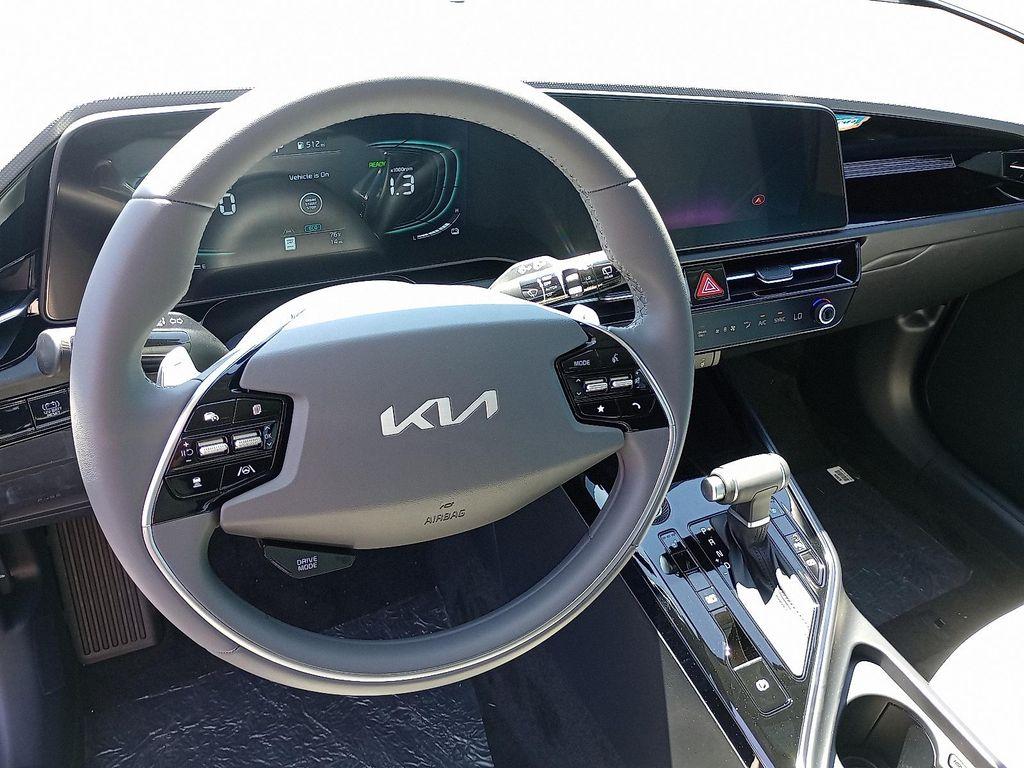 new 2025 Kia Niro car, priced at $28,249