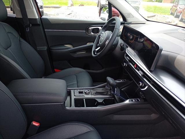 new 2025 Kia Sorento car, priced at $38,055