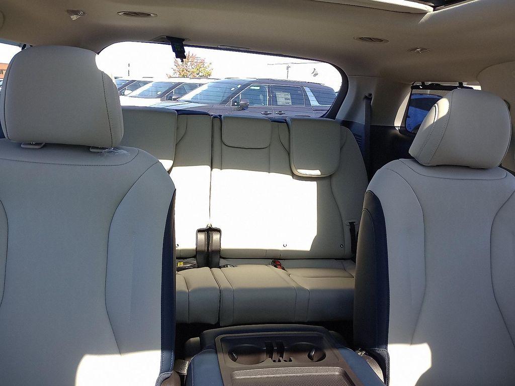 new 2026 Kia Carnival Hybrid car, priced at $49,660