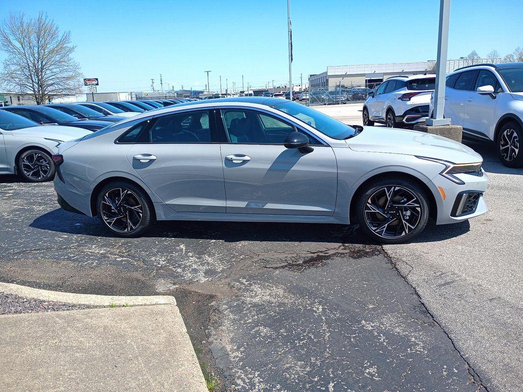 new 2025 Kia K5 car, priced at $29,999
