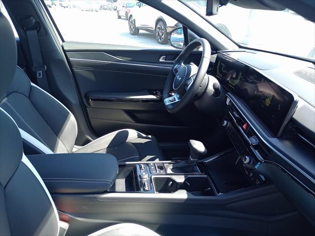 new 2025 Kia K5 car, priced at $31,145