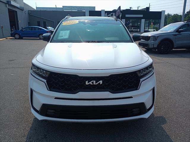 used 2022 Kia Sorento car, priced at $31,997