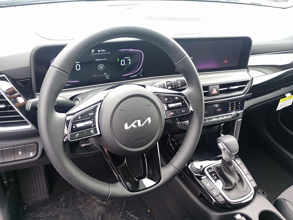 new 2026 Kia Seltos car, priced at $27,975