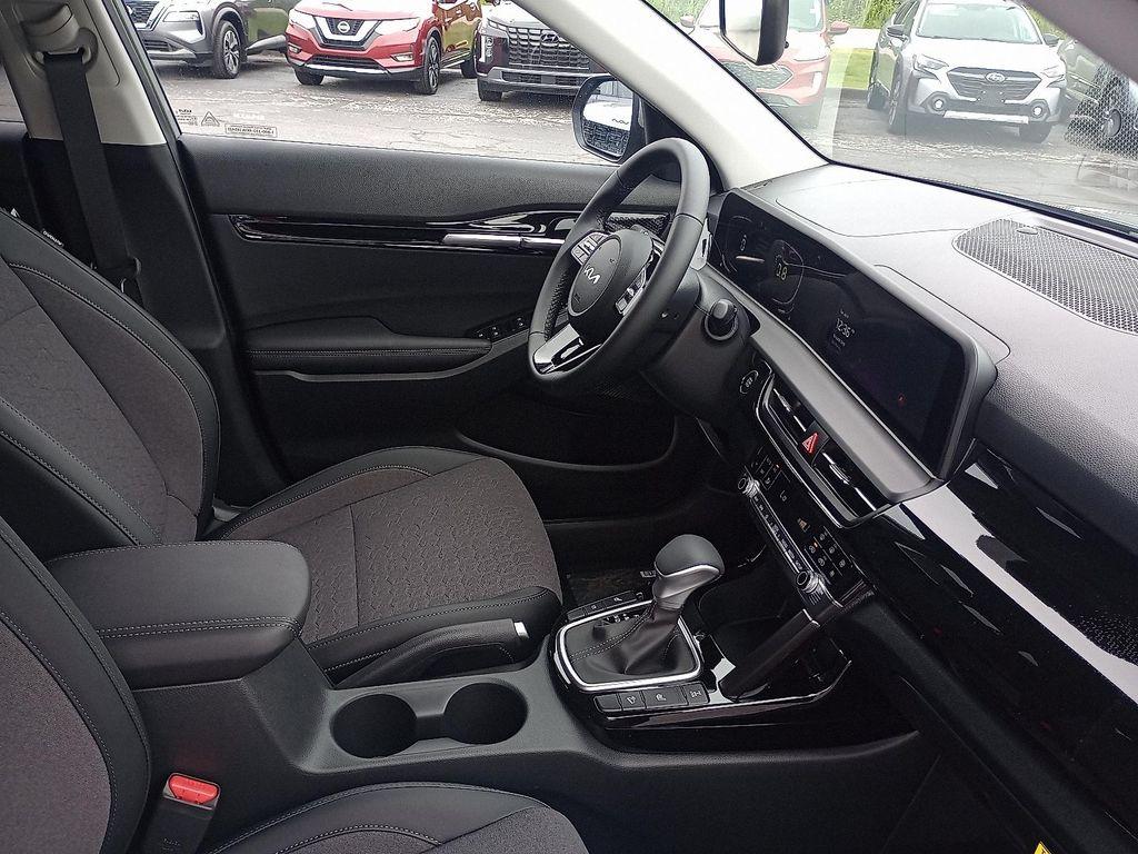 new 2026 Kia Seltos car, priced at $27,975