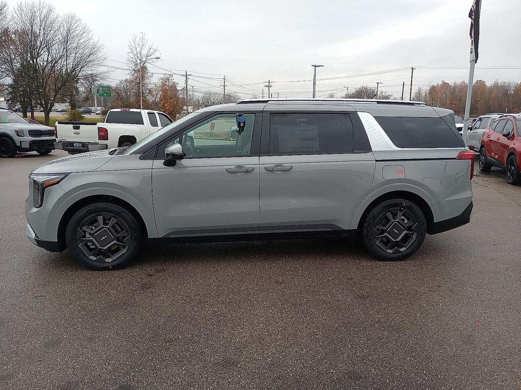 new 2026 Kia Carnival Hybrid car, priced at $44,865