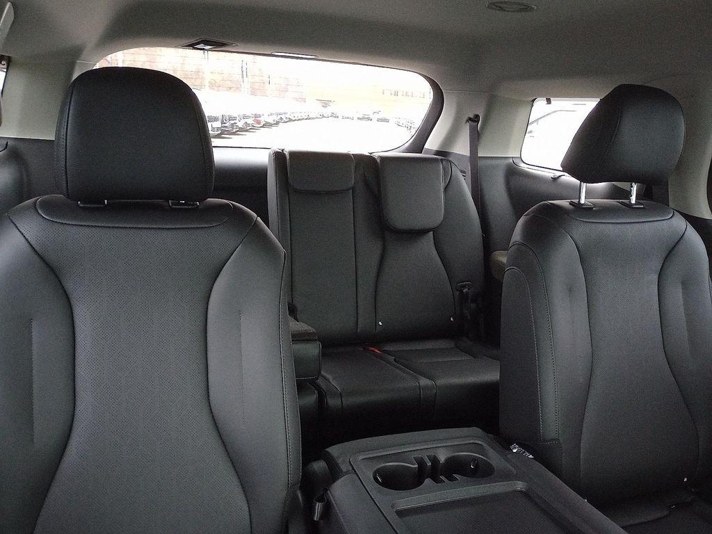 new 2026 Kia Carnival Hybrid car, priced at $44,865