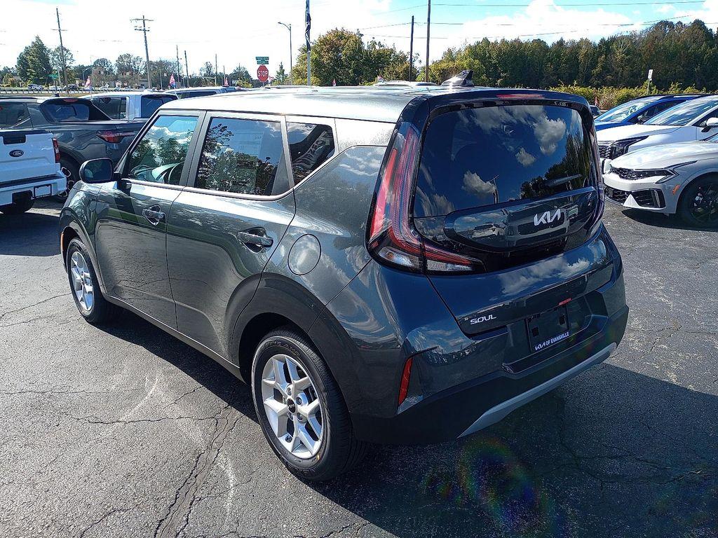new 2025 Kia Soul car, priced at $22,185