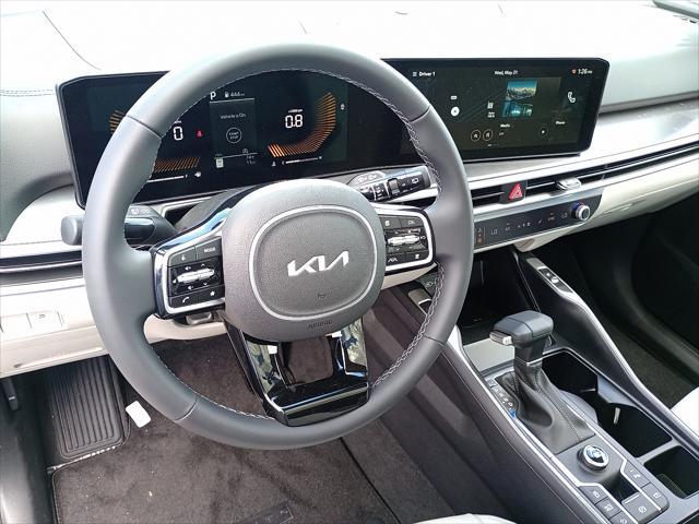 new 2025 Kia Sorento car, priced at $37,325
