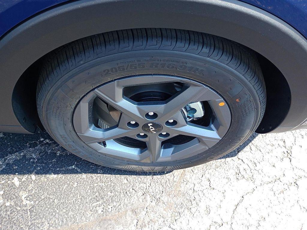 new 2025 Kia K4 car, priced at $23,885