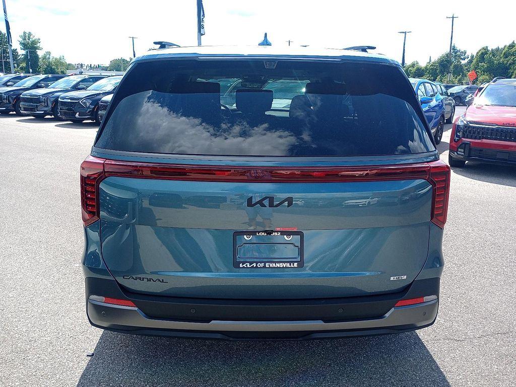 new 2026 Kia Carnival Hybrid car, priced at $54,435