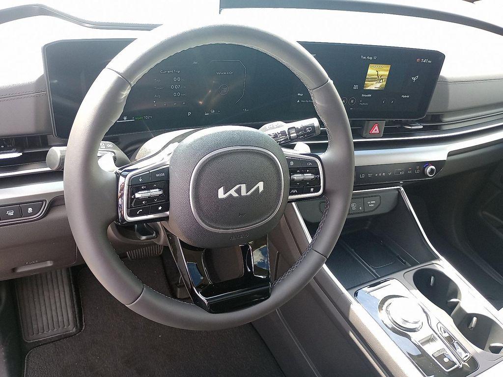 new 2026 Kia Carnival Hybrid car, priced at $54,435