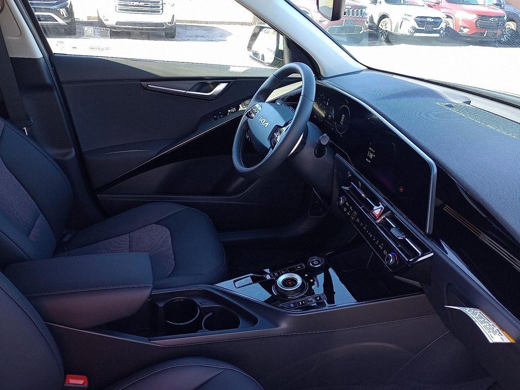new 2025 Kia Niro EV car, priced at $34,205