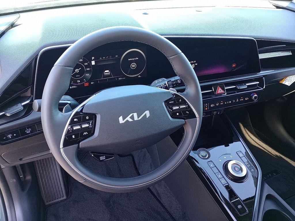 new 2025 Kia Niro EV car, priced at $34,205